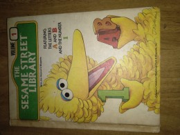 רחוב סומסום באנגלית The Sesame Street Libary Volume 1 by Jim Heson's Muppets