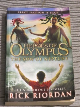 Percy Jackson - Heroes Of Olympus - The Son Of Neptune